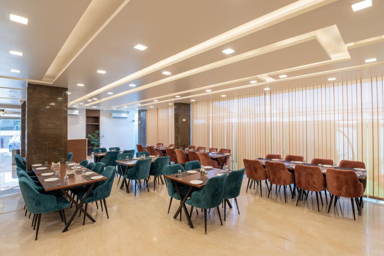 Hotel Vivaan Regency Haridwār Eksteriør bilde