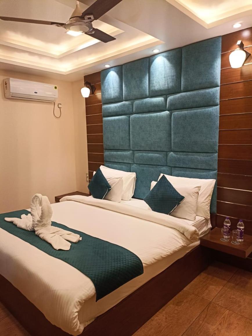 Hotel Vivaan Regency Haridwār Eksteriør bilde